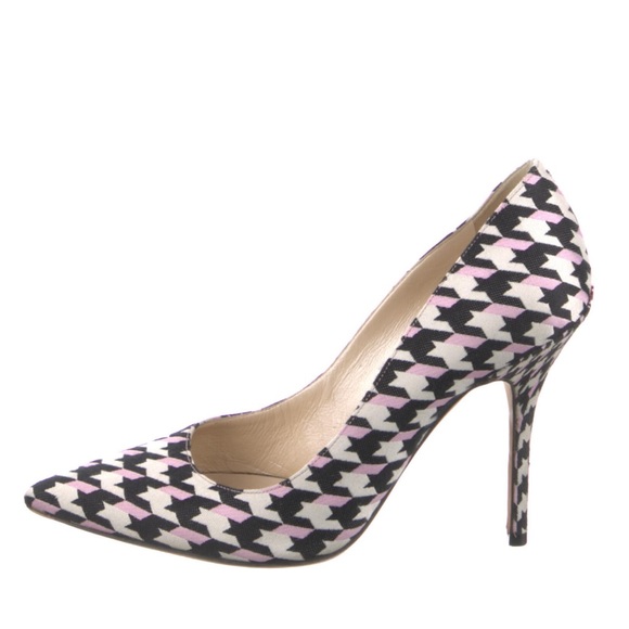 Black and pink houndstooth Dior heels. - Picture 6 of 8